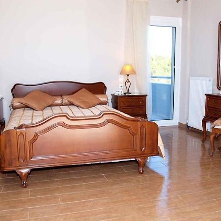 Blue Diamond Villa Szhiniász Kültér fotó